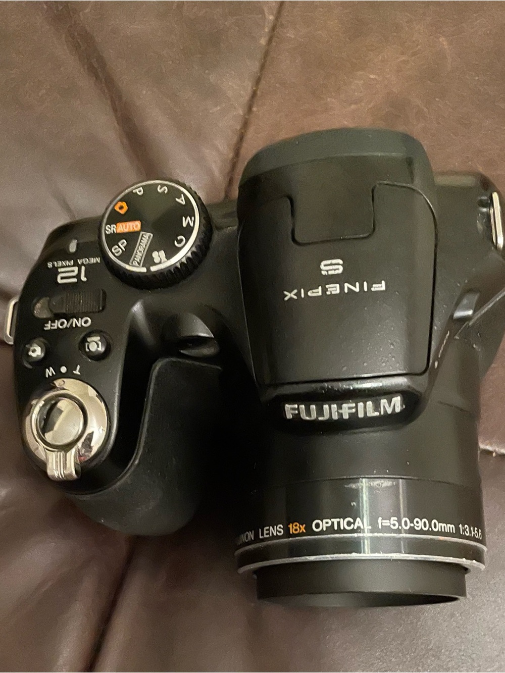 Fujifilm FinePix S Black Bridge Camera with 18x Optical Zoom